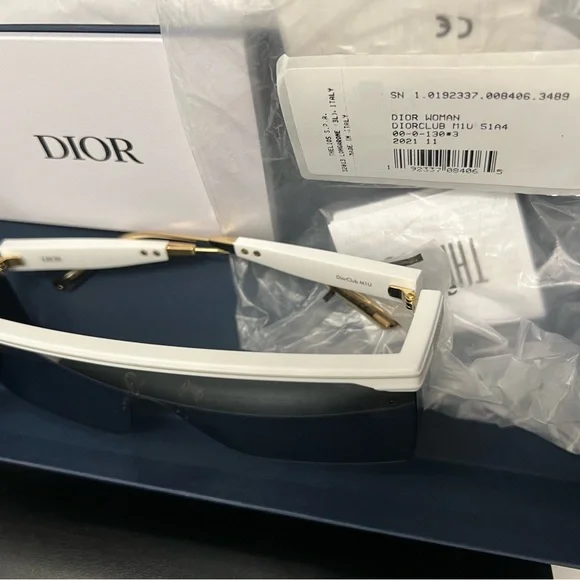 Dior Club M1U Sunglasses - White and Gray - Picture 3 of 5